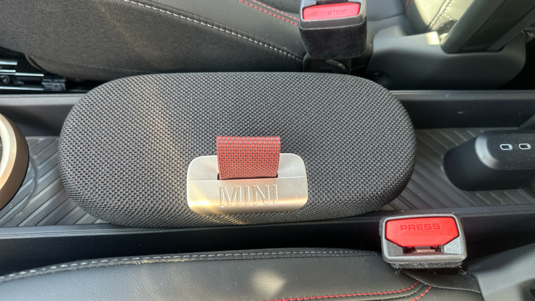 MINI Aceman 135kW E Classic 43kWh 5dr Auto Electric Hatchback